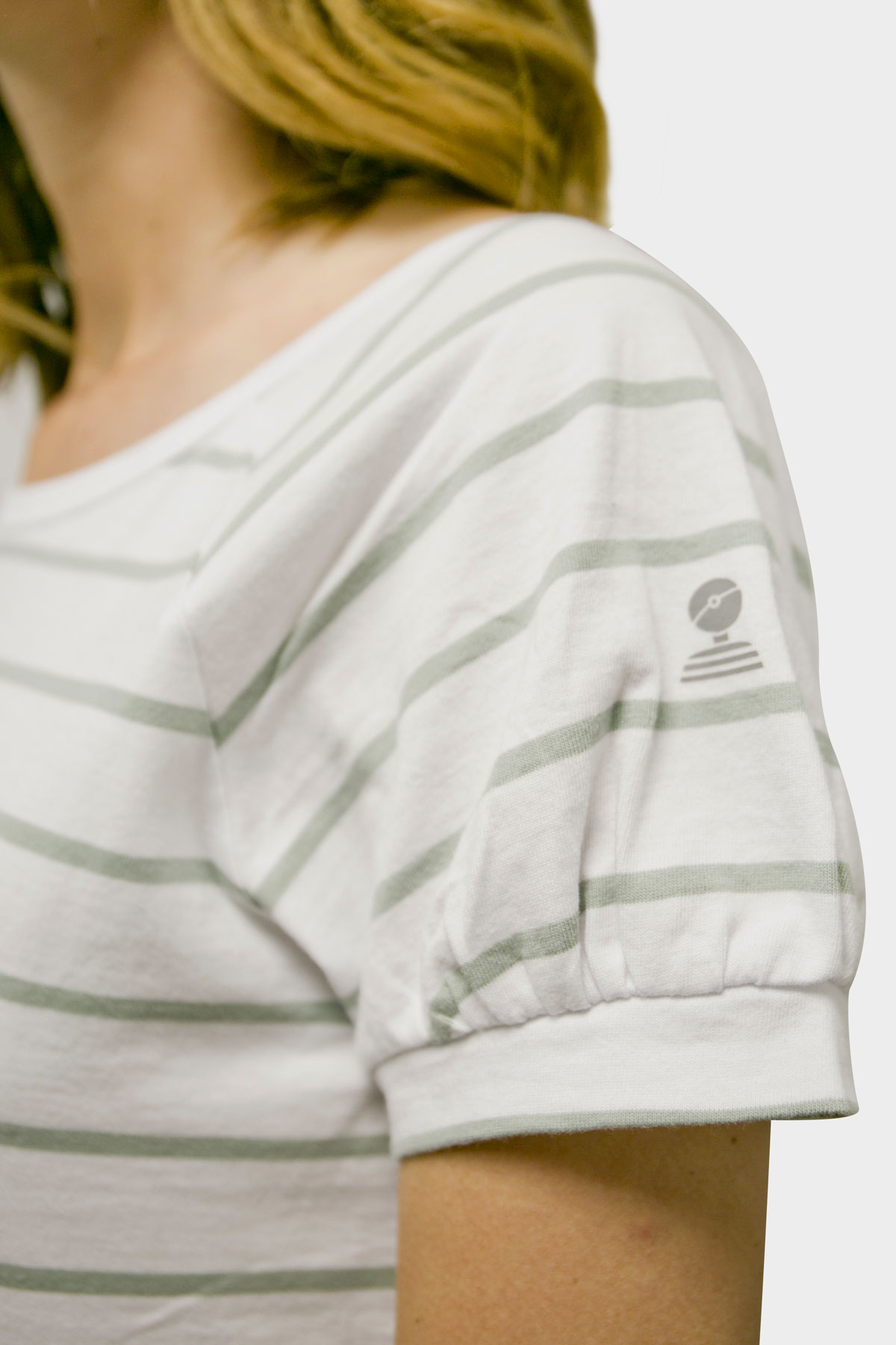 T-shirt T-shirt MANON